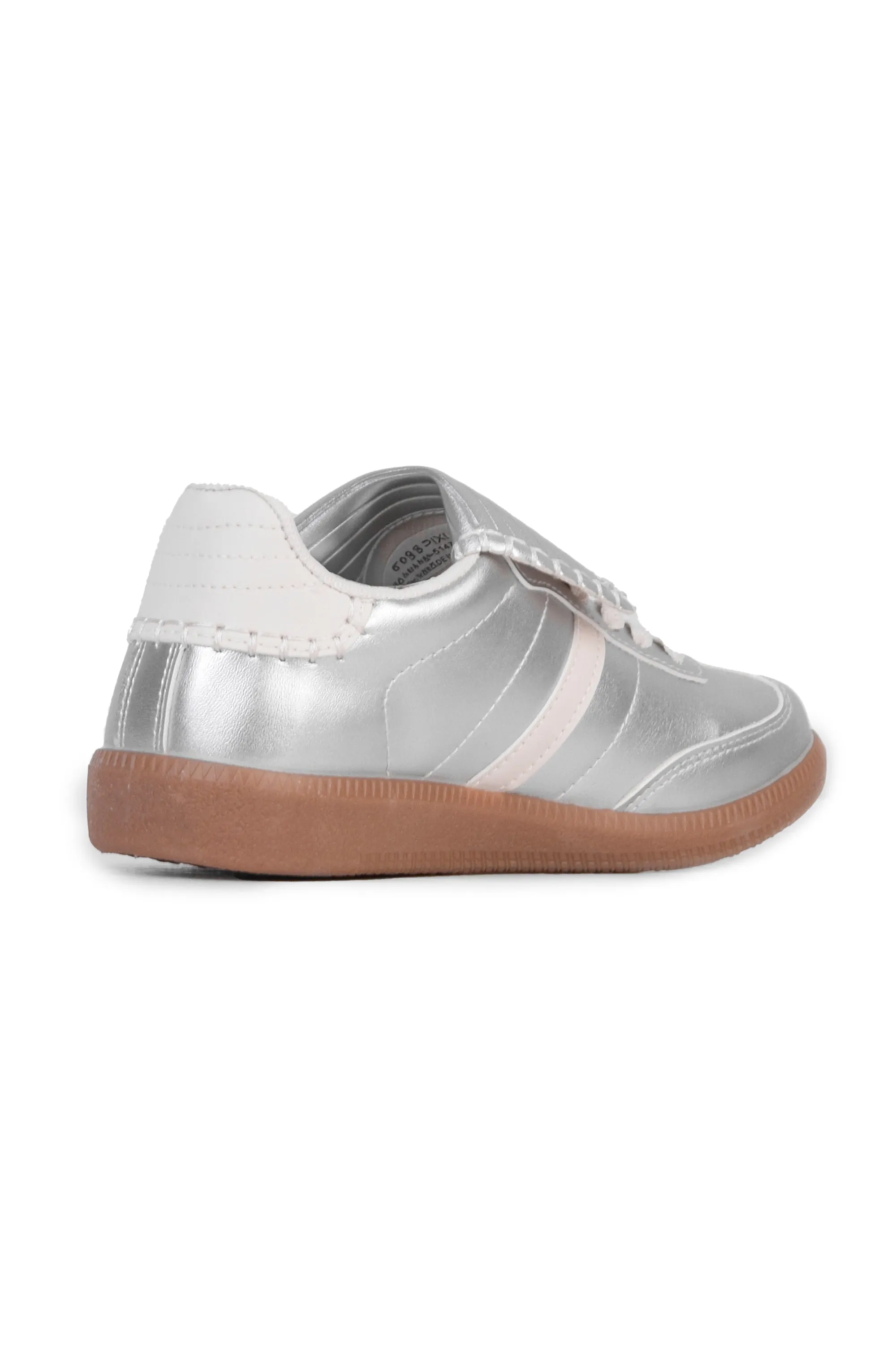 01-5147 Comfy Flat Sneaker