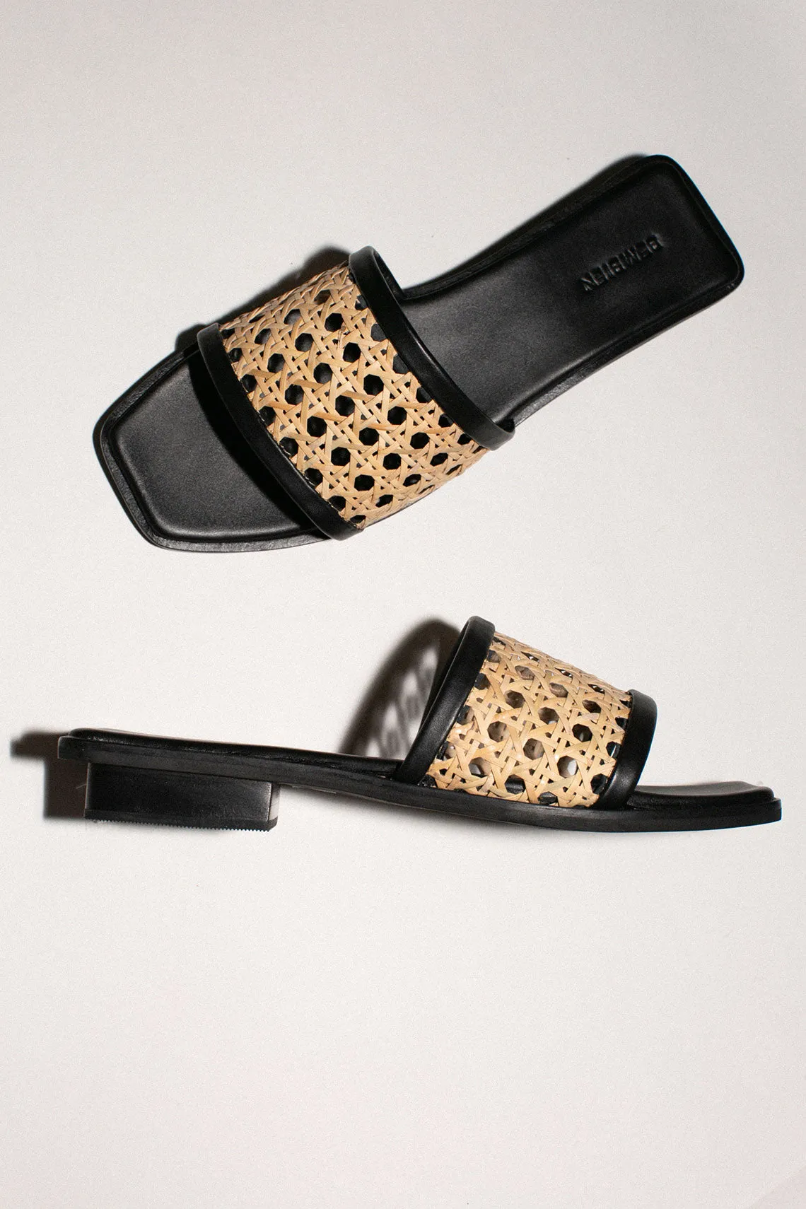 Black Rattan Pia Slide