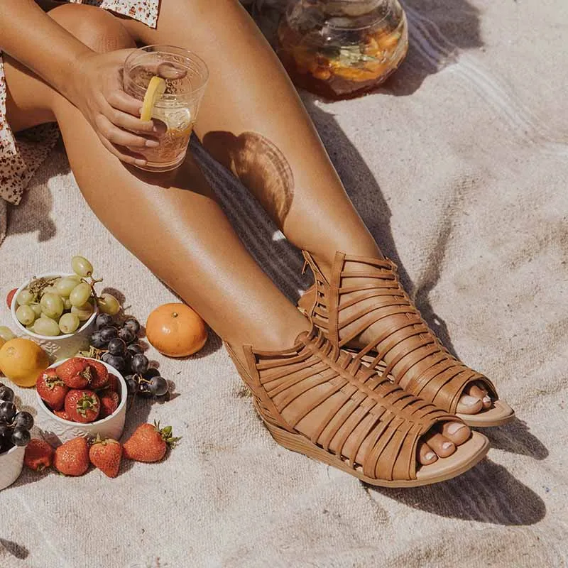 DELILAH GLADIATOR SANDALS IN WIDE