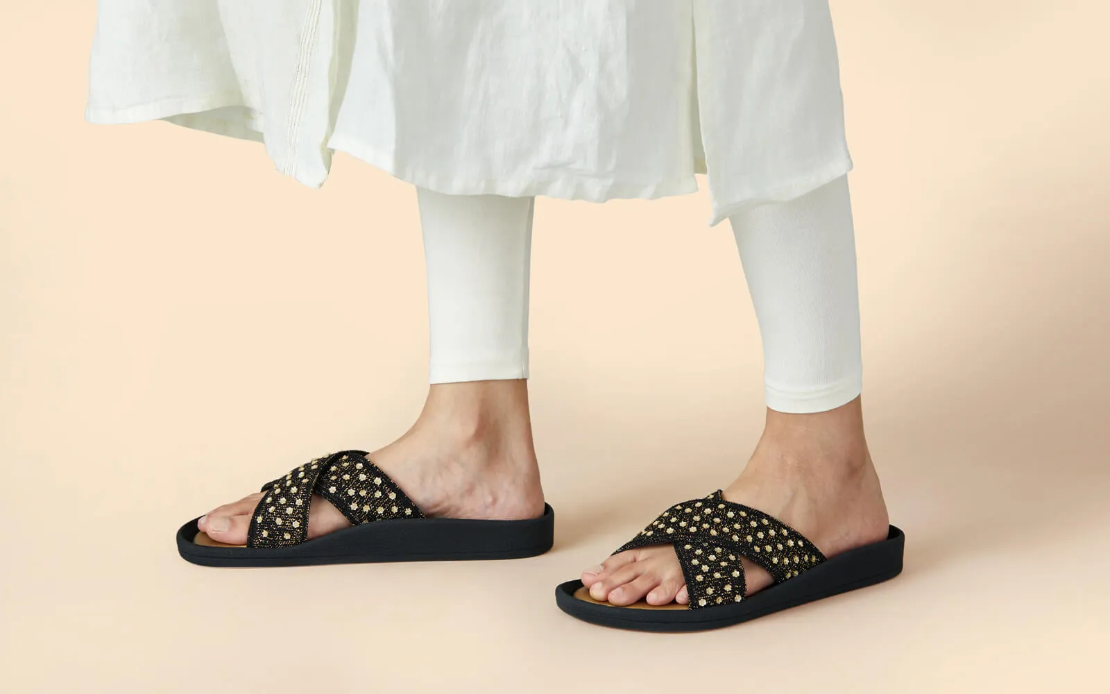 Ethnic Cross Strap Sandals : Black