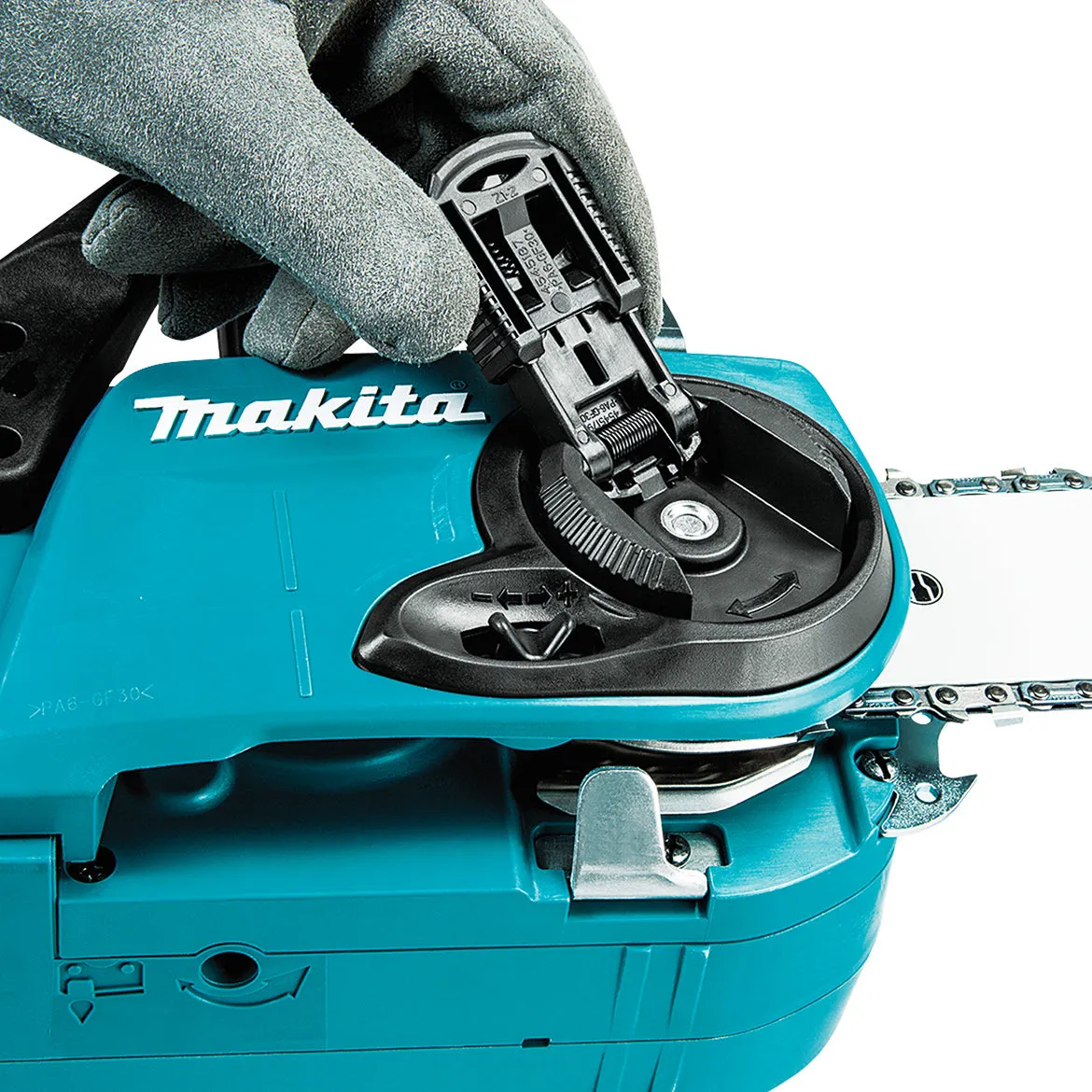 Makita XCU03PT 36-Volt 5.0Ah LXT Lithium-Ion Brushless Cordless Chainsaw Kit