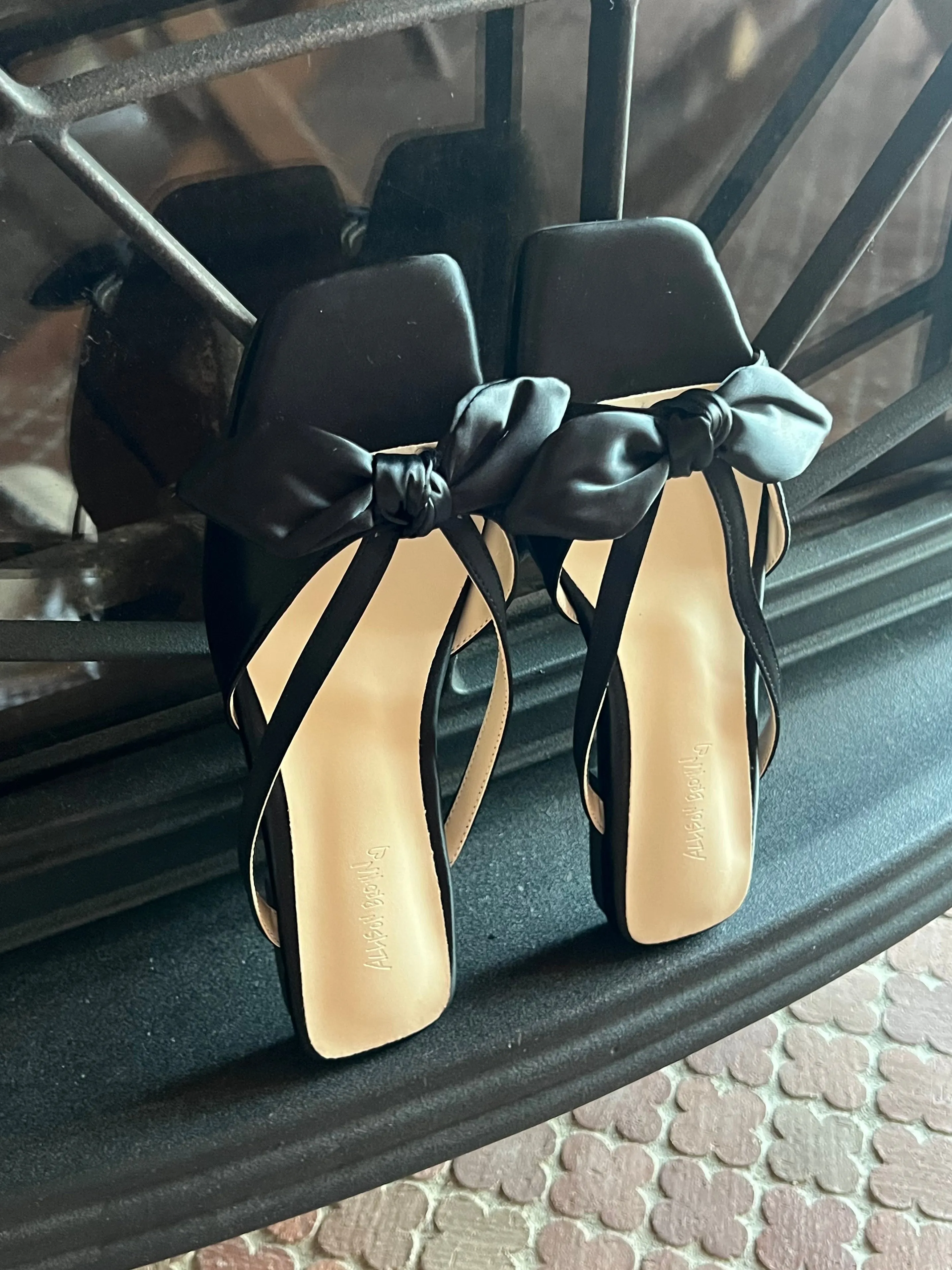 Mini Ribbon Strap Sandals