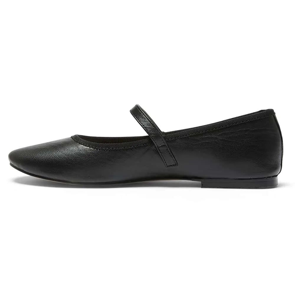 Molly Flat in Black Leather