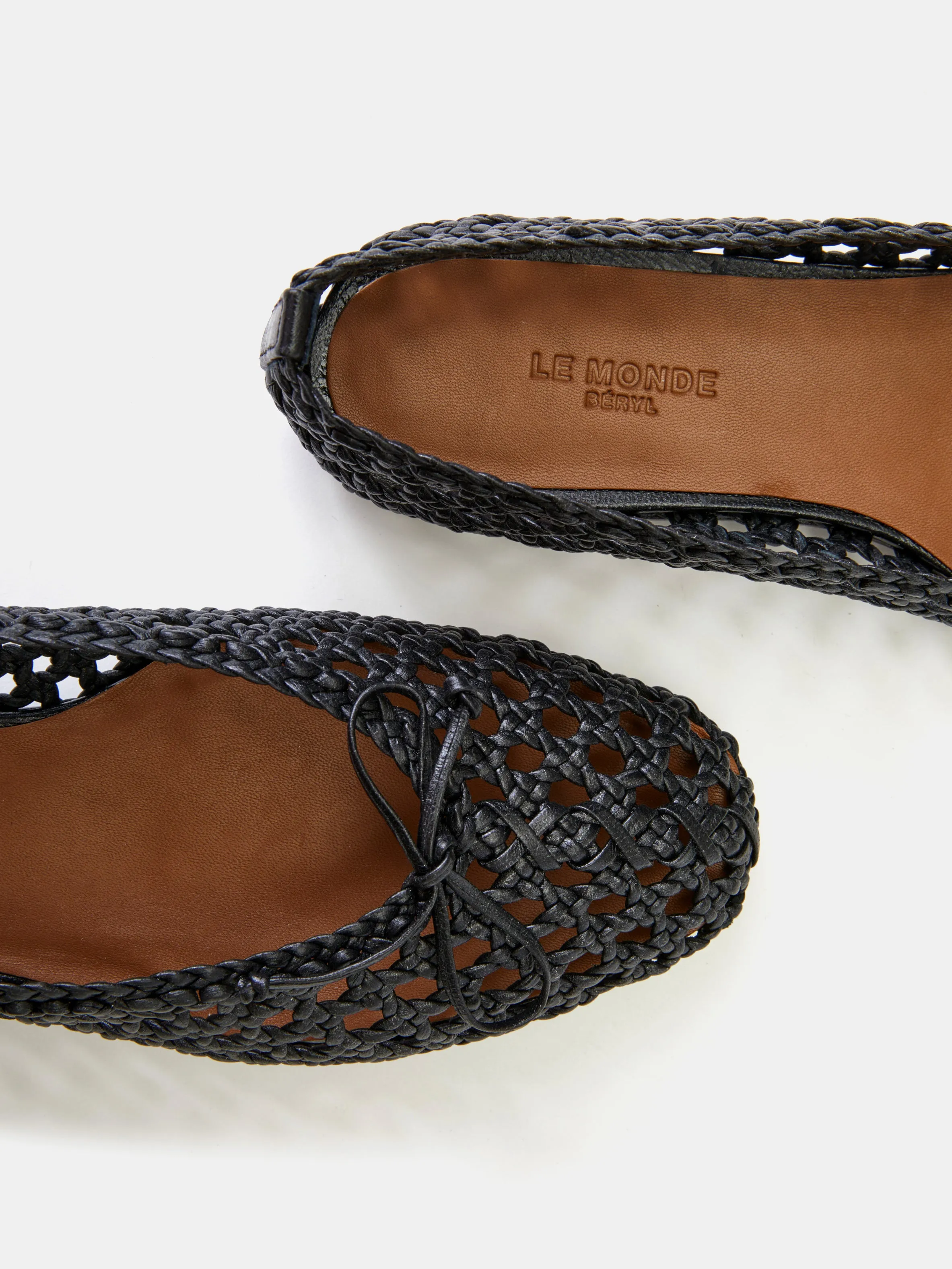 Regency Slipper / Black Woven Leather