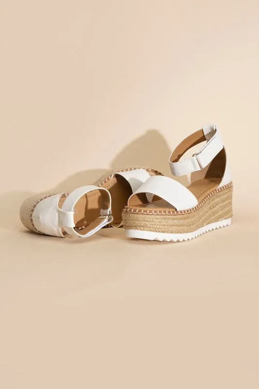 Tucker  Platform Sandals | Black or White