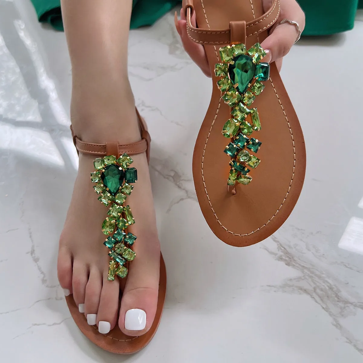 Women's T-strap Flip Flop Rhinestone Decor Open Toe Buckle Strap Shoes